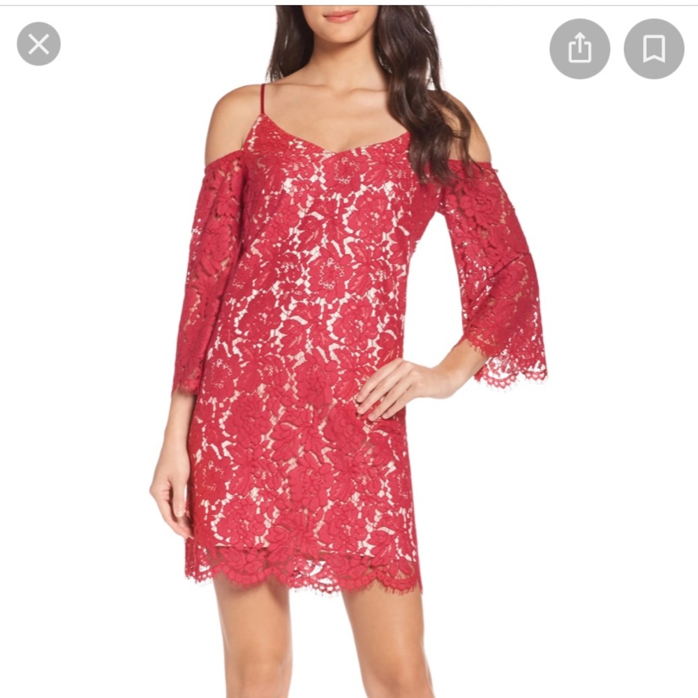 Chelsea28 Cold Shoulder Lace Shift Dress